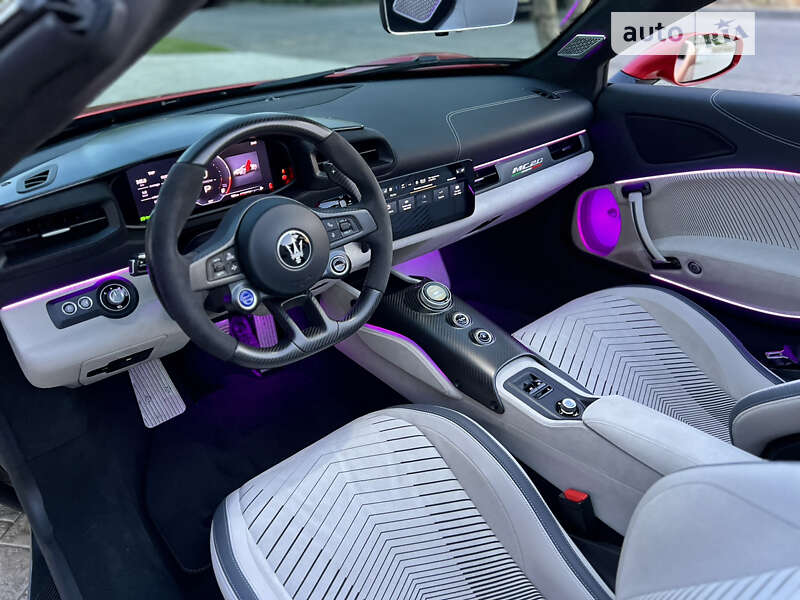 Родстер Maserati MC20 2023 в Одессе фото 58 Родстер Maserati MC20 2023 в Одессе