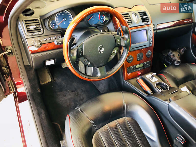 Седан Maserati Quattroporte 2006 в Сумах
