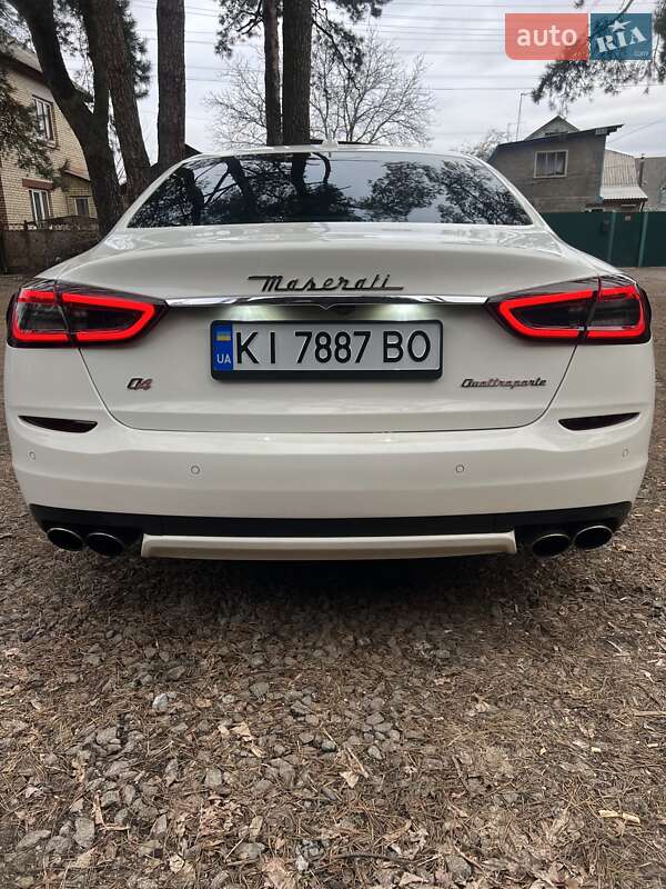 Седан Maserati Quattroporte 2014 в Киеве фото 12 Седан Maserati Quattroporte 2014 в Киеве