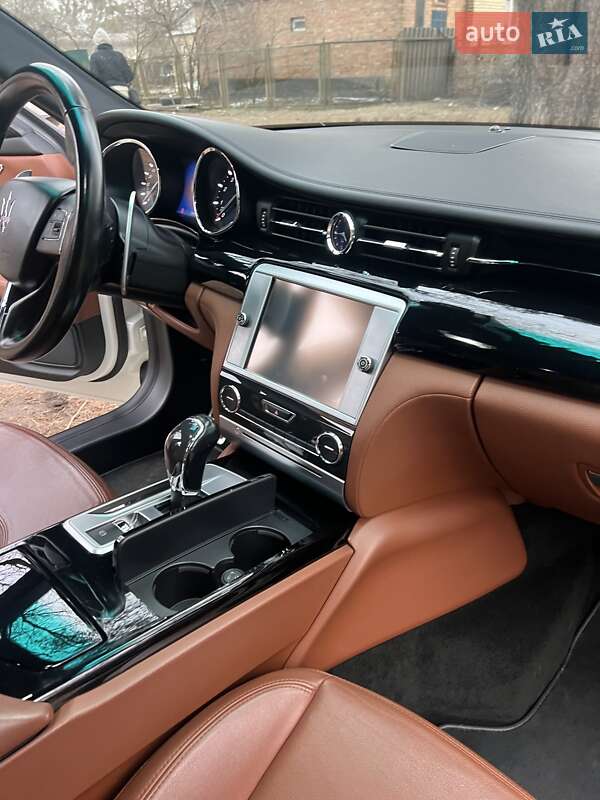 Седан Maserati Quattroporte 2014 в Киеве фото 23 Седан Maserati Quattroporte 2014 в Киеве
