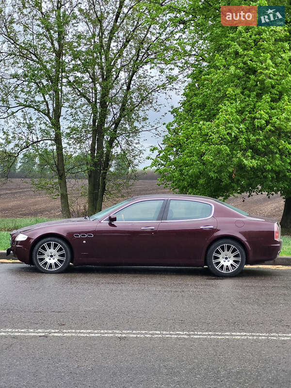 Седан Maserati Quattroporte 2006 в Сумах