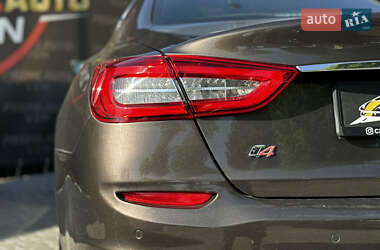 Седан Maserati Quattroporte 2013 в 