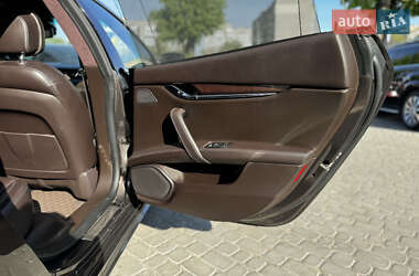 Седан Maserati Quattroporte 2013 в 