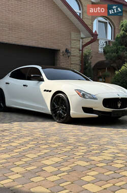 Седан Maserati Quattroporte 2013 в 