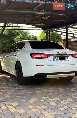 Седан Maserati Quattroporte 2013 в 