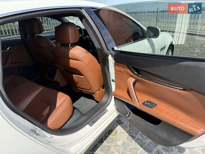 Седан Maserati Quattroporte 2017 в Днепре
