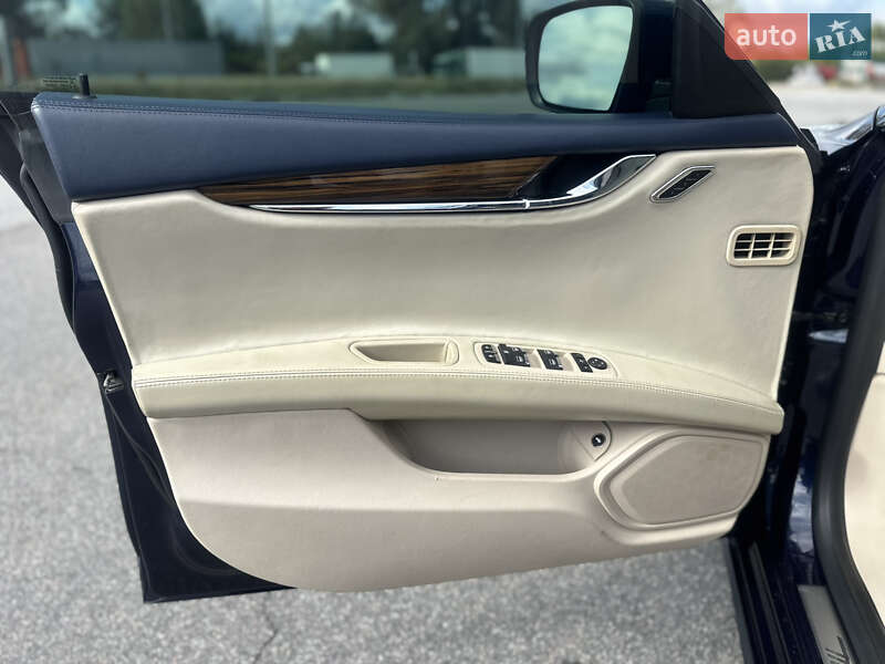 Седан Maserati Quattroporte 2013 в Киеве