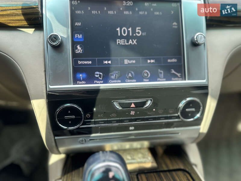 Седан Maserati Quattroporte 2013 в Киеве