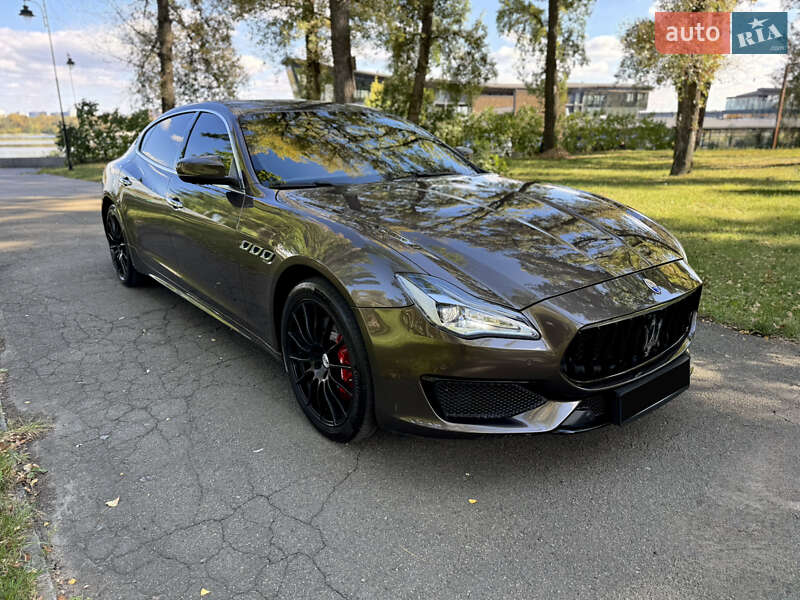 Седан Maserati Quattroporte 2018 в Киеве