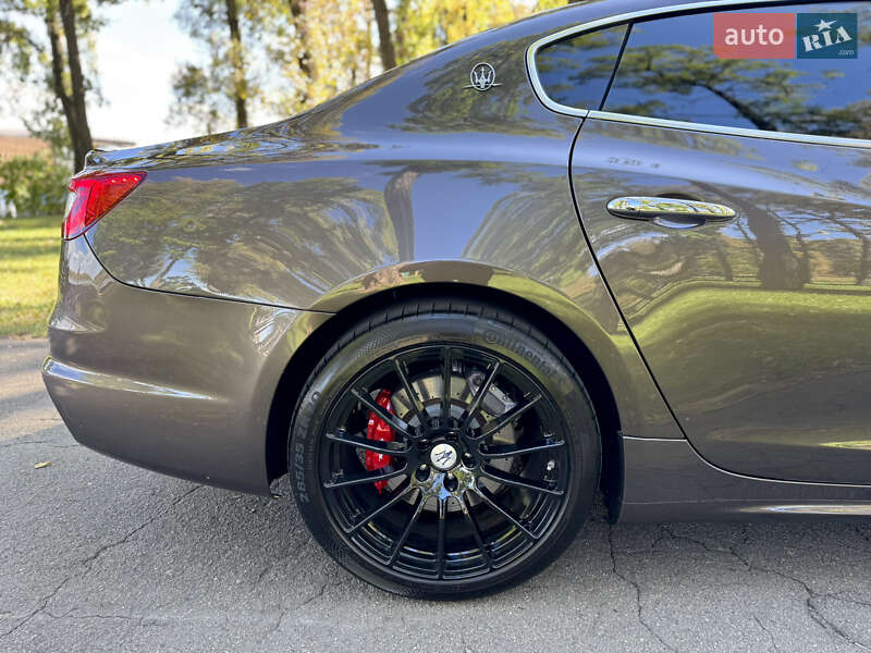 Седан Maserati Quattroporte 2018 в Киеве