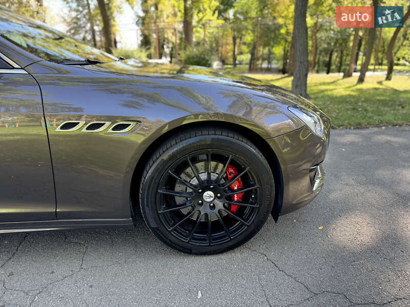 Седан Maserati Quattroporte 2018 в Киеве
