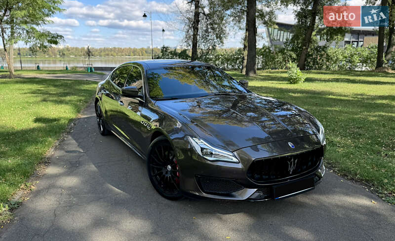 Седан Maserati Quattroporte 2018 в Киеве
