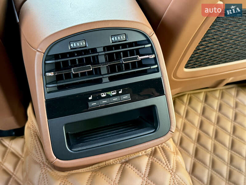 Седан Maserati Quattroporte 2018 в Киеве