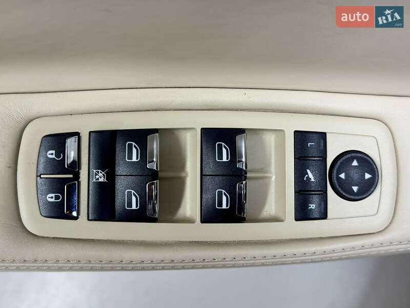 Седан Maserati Quattroporte 2013 в Киеве