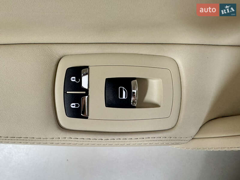 Седан Maserati Quattroporte 2013 в Киеве