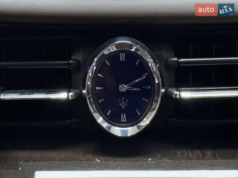 Седан Maserati Quattroporte 2013 в Киеве