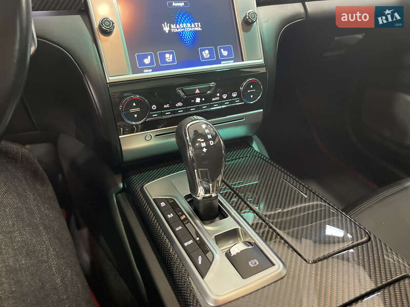 Седан Maserati Quattroporte 2013 в Киеве фото 47 Седан Maserati Quattroporte 2013 в Киеве