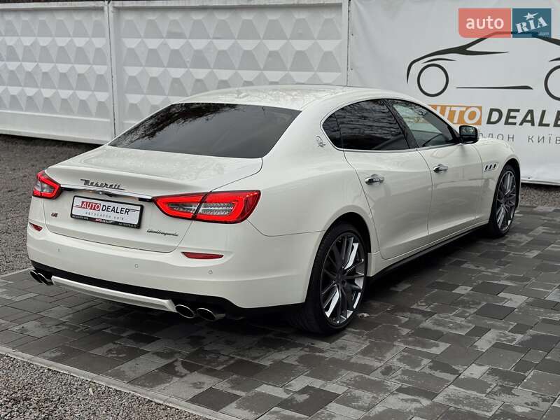 Седан Maserati Quattroporte 2015 в Киеве