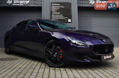 Седан Maserati Quattroporte 2014 в Львове