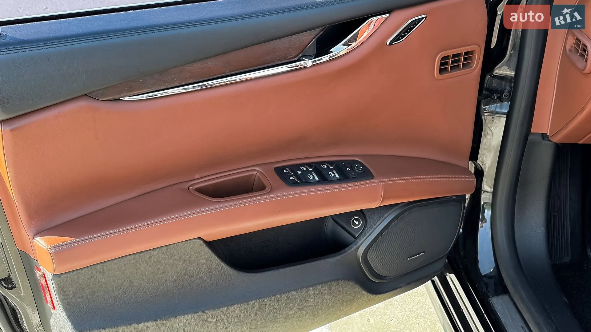 2015 Maserati Quattroporte - мініатюра 29