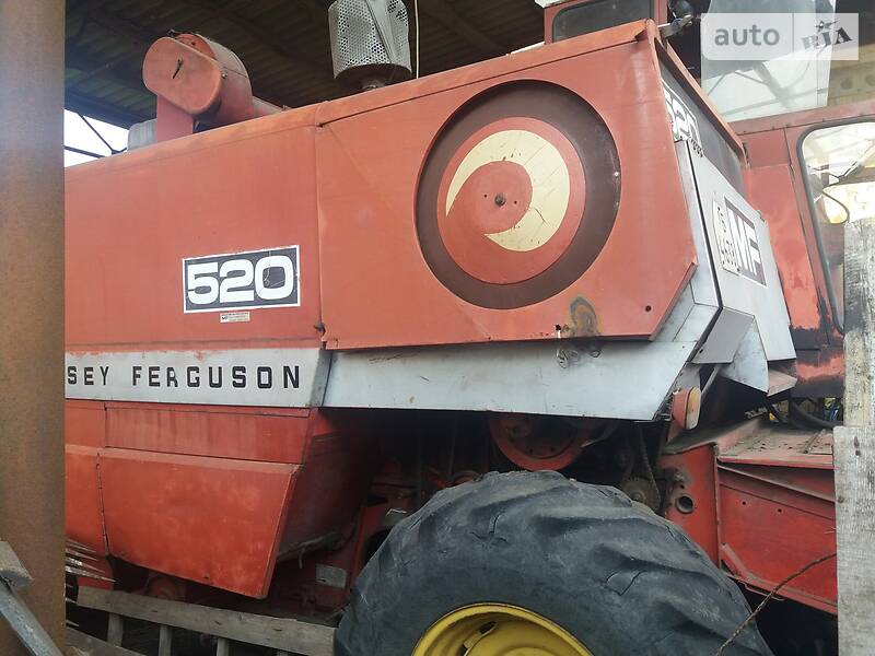 Massey Ferguson 520