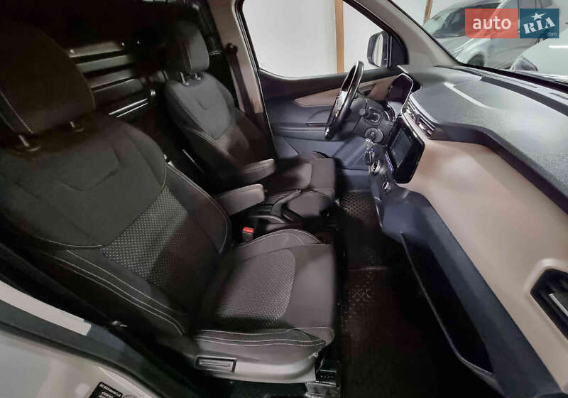 Грузовой фургон Maxus e-Deliver 3 2020 в Киеве