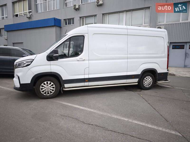 Грузовой фургон Maxus e-Deliver 9 2021 в Киеве