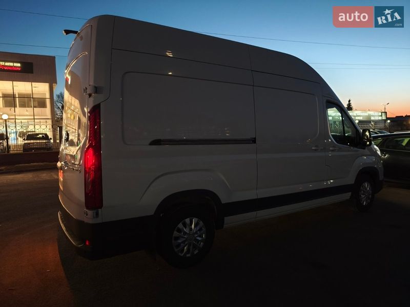 Грузовой фургон Maxus e-Deliver 9 2023 в Киеве