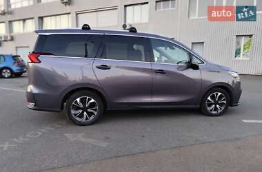 Минивэн Maxus Euniq 5 2021 в 