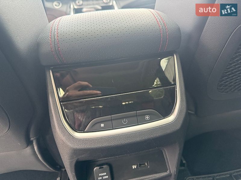 Внедорожник / Кроссовер Maxus Euniq 5 2020 в Тернополе