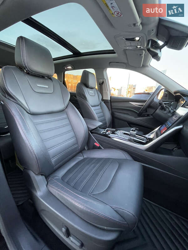 Внедорожник / Кроссовер Maxus Euniq 6 2022 в Киеве