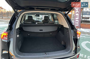 Позашляховик / Кросовер Maxus Euniq 6 2022 в 