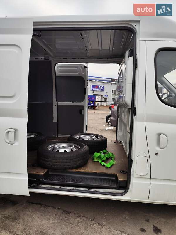 Грузовой фургон Maxus EV80 2019 в Киеве