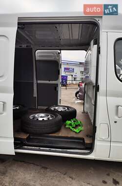 Грузовой фургон Maxus EV80 2019 в 