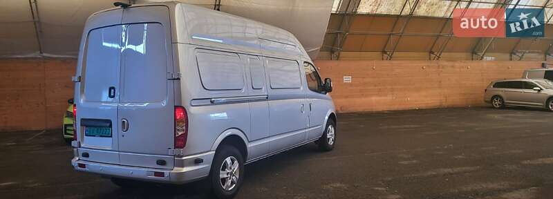 Грузовой фургон Maxus EV80 2019 в 