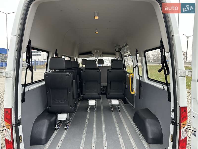 Минивэн Maxus EV80 2020 в Львове