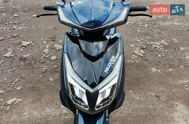 Скутер Maxxter Falcon 2022 в 
