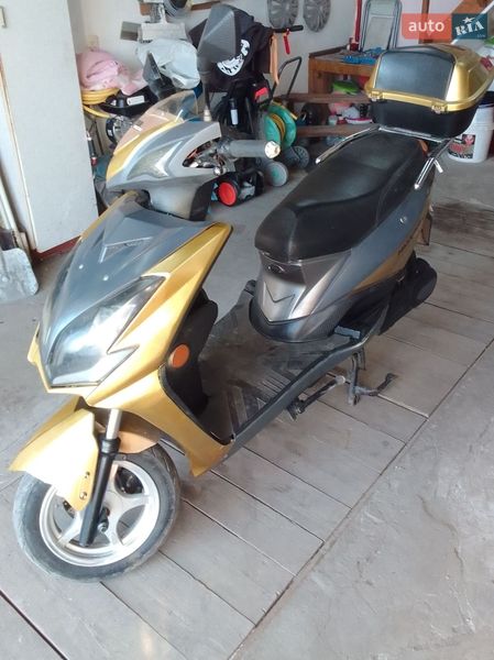 Скутер Maxxter Falcon 2021 в Дубно