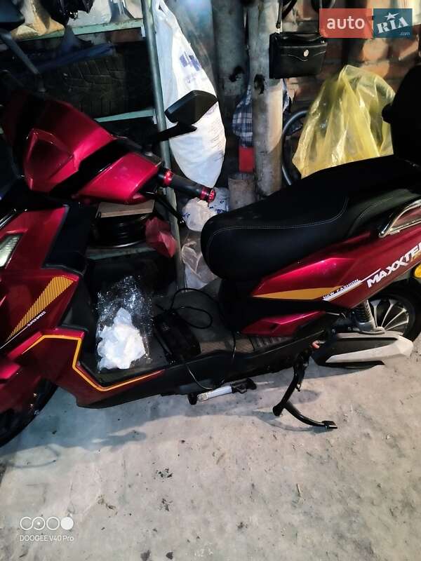 Скутер Maxxter Leon 2025 в Харькове