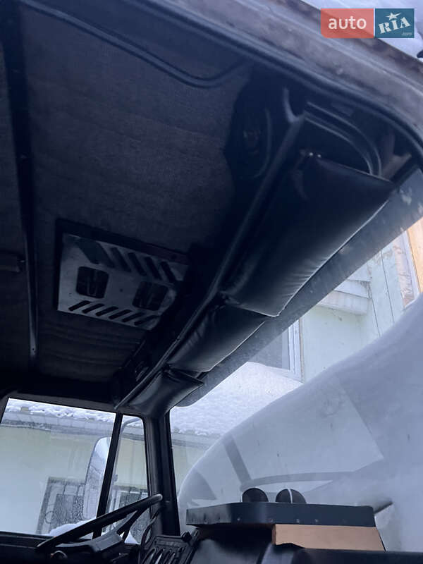 Грузовой фургон МАЗ 437040 2004 в Луцке