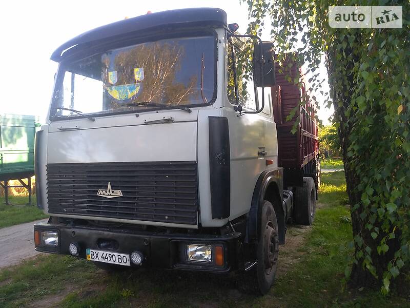 МАЗ 543240