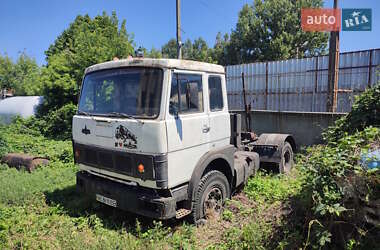 Тягач МАЗ 54328 1993 в 