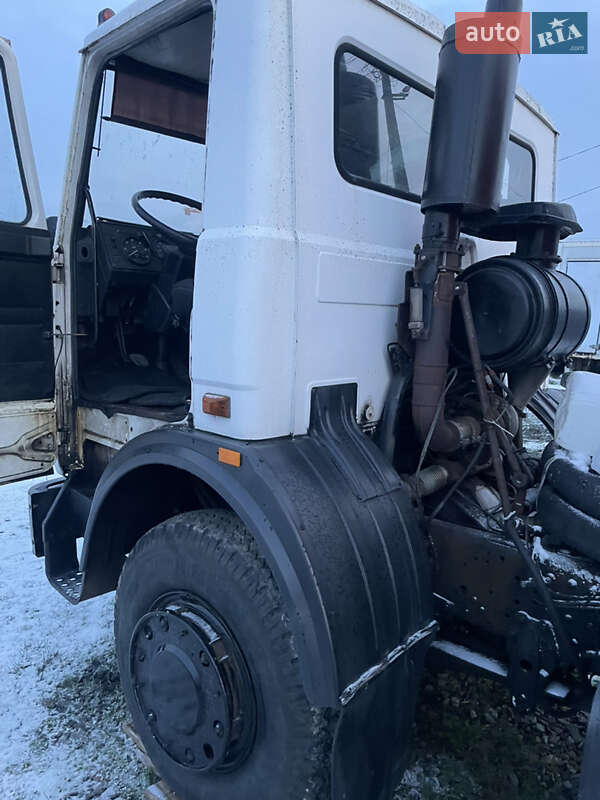 Пескоразбрасывающая машина МАЗ 5571 2009 в Одессе фото 52 Пескоразбрасывающая машина МАЗ 5571 2009 в Одессе