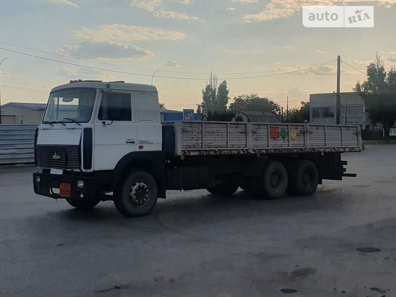 МАЗ 630305 2008
