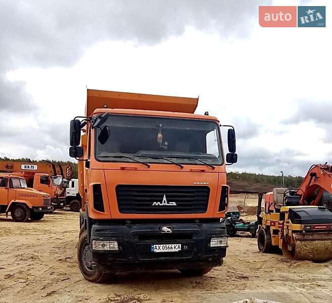 Самоскид МАЗ 6516Е8 2019 в Полтаві