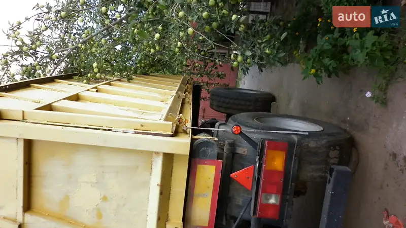 Самосвал прицеп МАЗ 8561 2007 в 