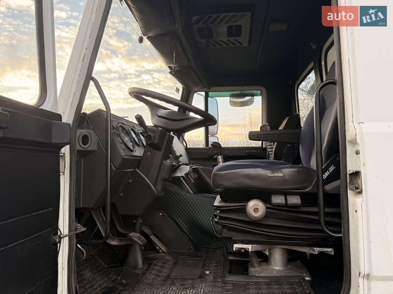 Самосвал МАЗ МАЗ 2008 в Львове