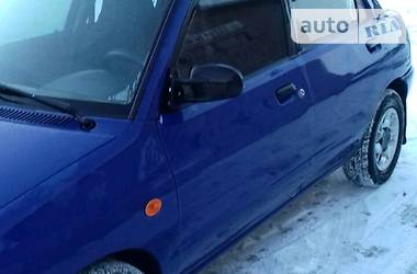 Седан Mazda 121 1991 в Черновцах