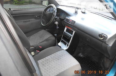 Седан Mazda 121 1993 в Виннице