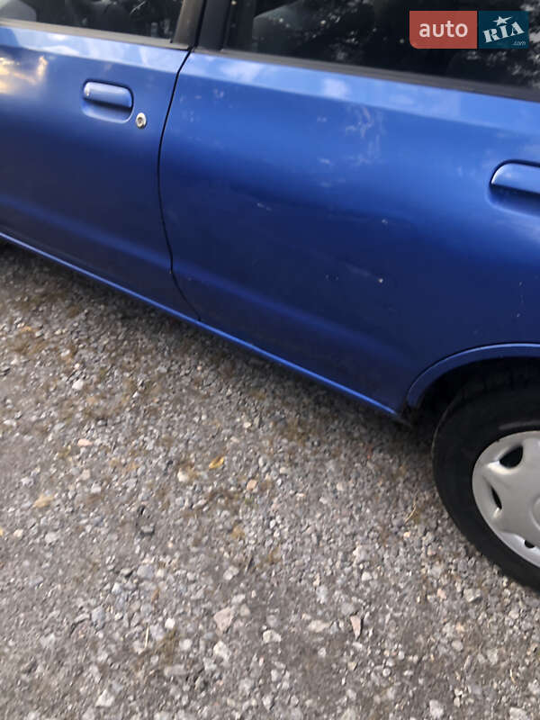 Седан Mazda 121 1993 в Кременчуге